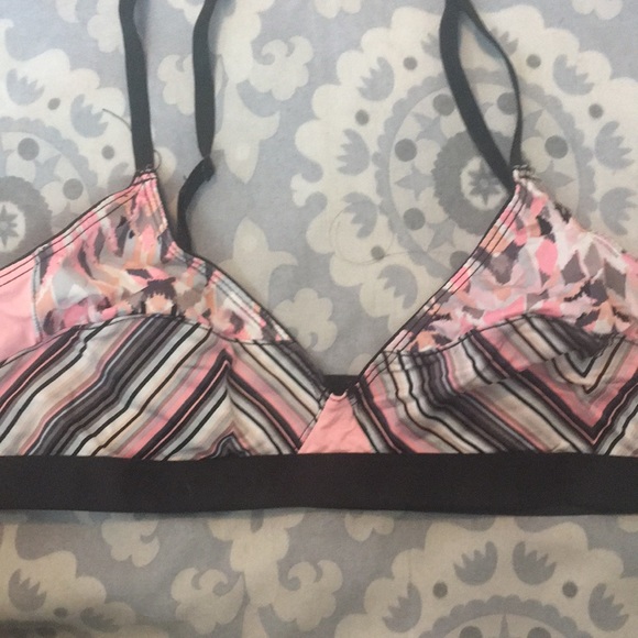 Miscellaneous Bralette Lot - Picture 5 of 8